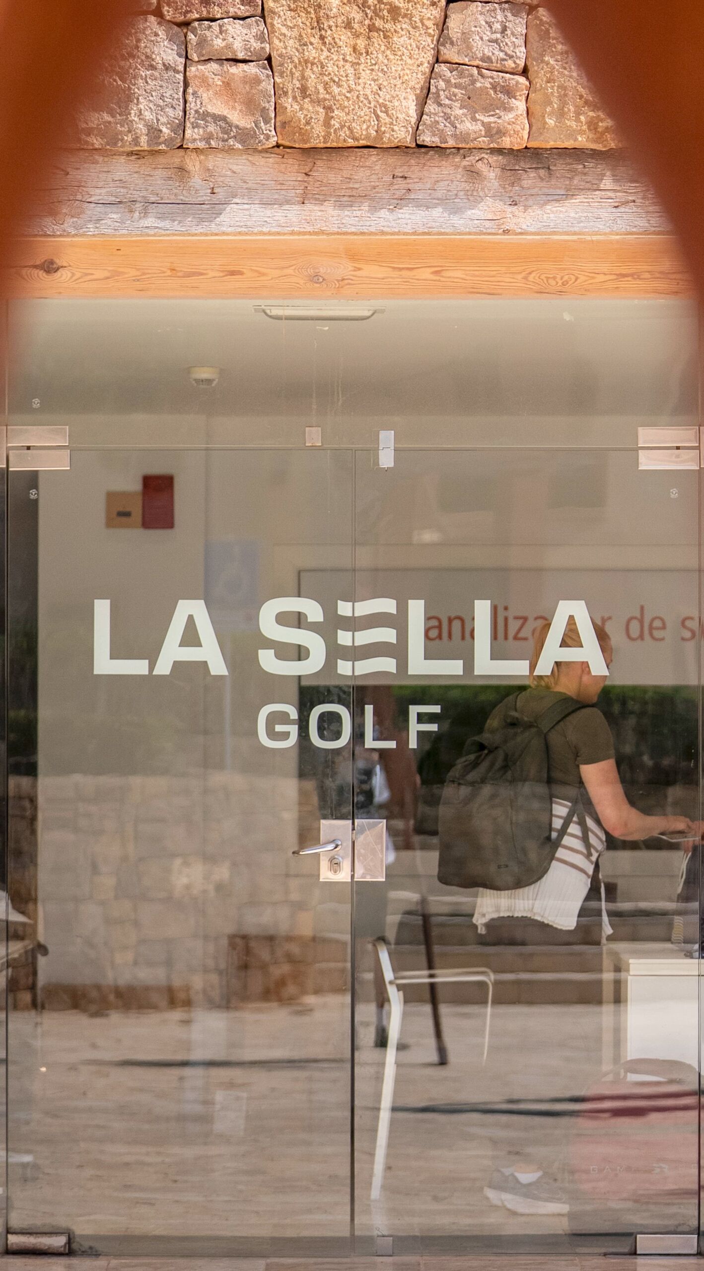 La Sella Open – Logo Flicker | Sohosoho Clips